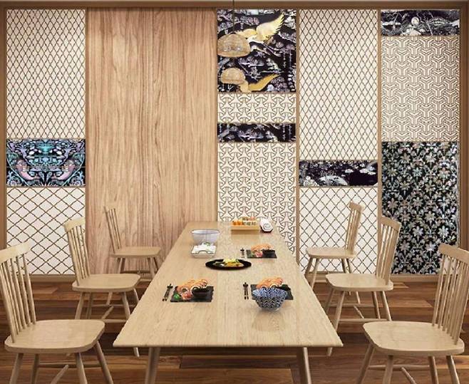 자개장 파츠를 활용해 꾸민 거실 벽면 시안 / 출처=미지음디앤씨