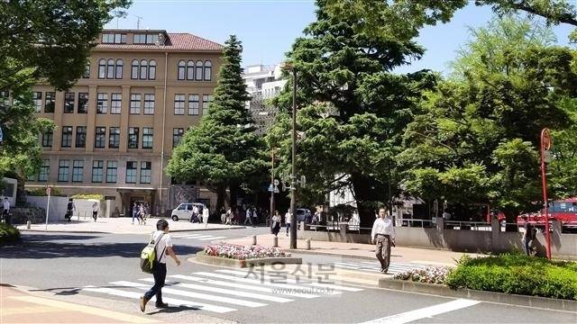 일본 명문사학 와세다대학(도쿄 신주쿠구) 정문. 서울신문DB