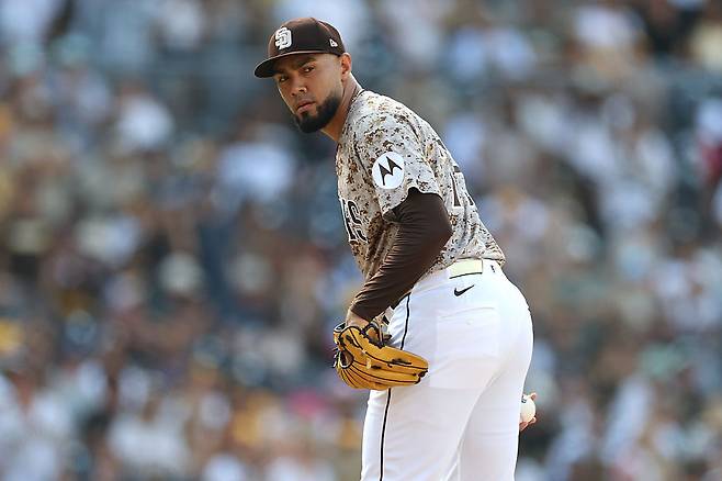 올시즌 샌디에이고 마무리로 활약했던 로베르트 수아레스. Getty Images코리아