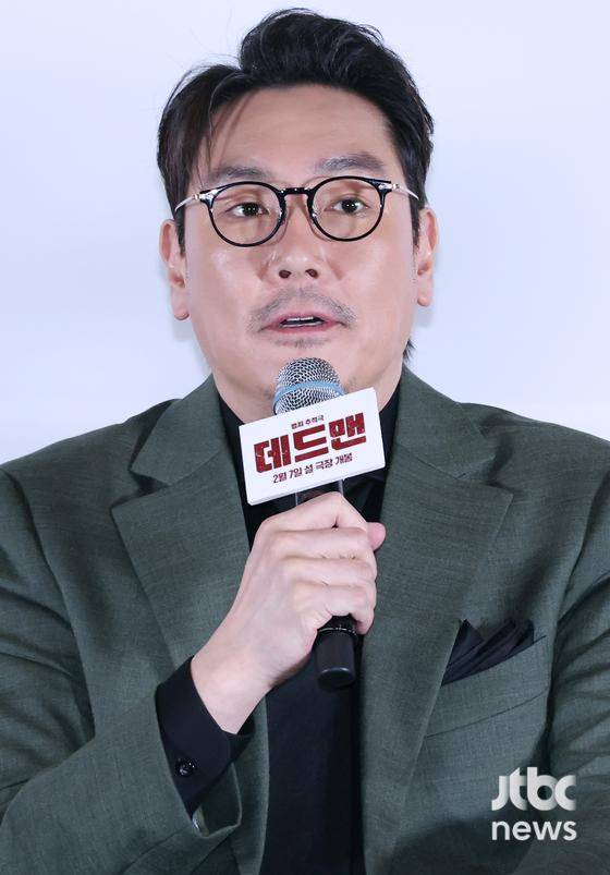 29일 오후 서울 강남구 메가박스 코엑스에서 영화 '데드맨' 언론시사회가 열렸다. 하준원 감독과 조진웅, 김희애, 이수경이 참석했다. 김현우 엔터뉴스팀 기자 kim.hyunwoo3@jtbc.co.kr (콘텐트비즈니스본부)