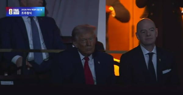 도널드 트럼프 대통령(왼쪽). ⓒJTBC