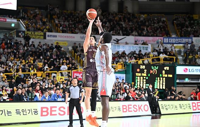 LG 타마요의 슛 [KBL 제공. 재판매 및 DB 금지]