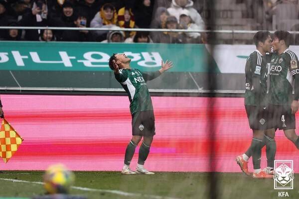 득점 후 환호하는 전북현대 이승우. /사진=KFA