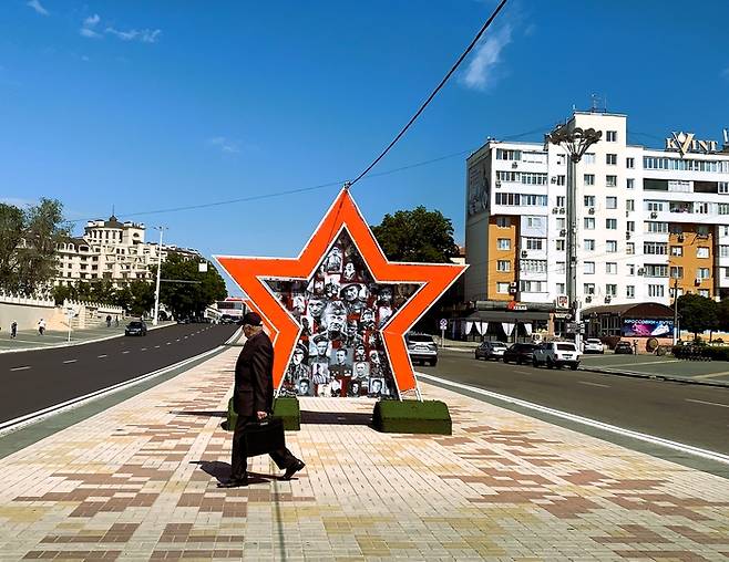 몰도바 트란스니스트리아 티라스폴 도심의 중앙 광장인 ‘수보로프 광장’