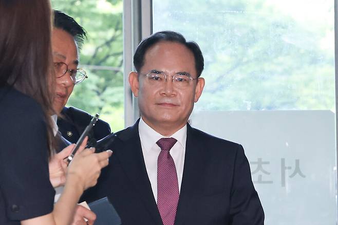 임종득 국민의힘 의원이 8월12일 오전 채 상병 사건 외압 의혹을 수사하는 이명현 특별검사팀의 서울 서초구 사무실에서 피의자 신분으로 조사받기 위해 출석하고 있다. 김영원 기자 forever@hani.co.kr