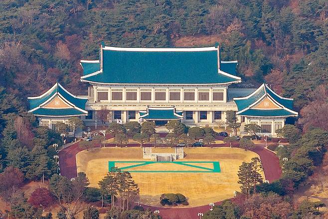 대통령 집무실이 연내 청와대로 복귀할 예정인 가운데 7일 서울 종로구 청와대. [연합]