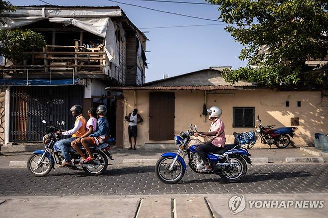 일상 되찾은 베냉 시민들 [AFP 연합뉴스 자료사진. 재판매 및 DB 금지]
