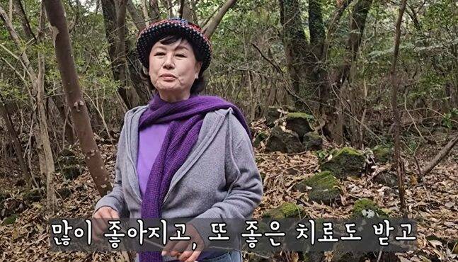 박원숙은 쉬고 치료를 받으며 좋아지고 있다고 말했다. 사진=박원숙 유튜브 채널 캡처