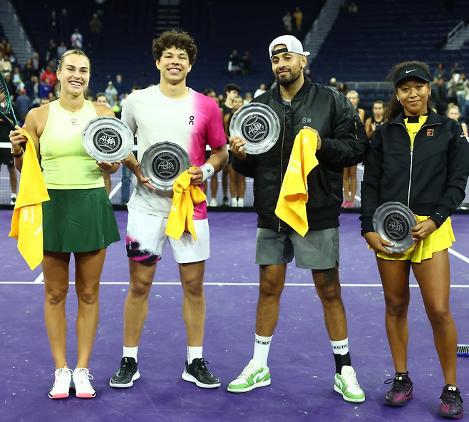 애틀랜타컵에 출전한 아리나 사발렌카, 벤 쉘튼, 닉 키리오스, 오사카 나오미(왼쪽부터). 애틀랜타컵 SNS