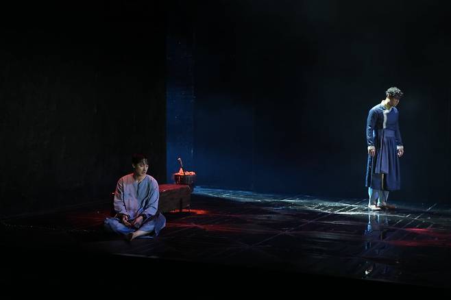 바불 역의 이승주 배우(왼쪽)와 휴마윤 역의 최재림 배우./사진=해븐프로덕션