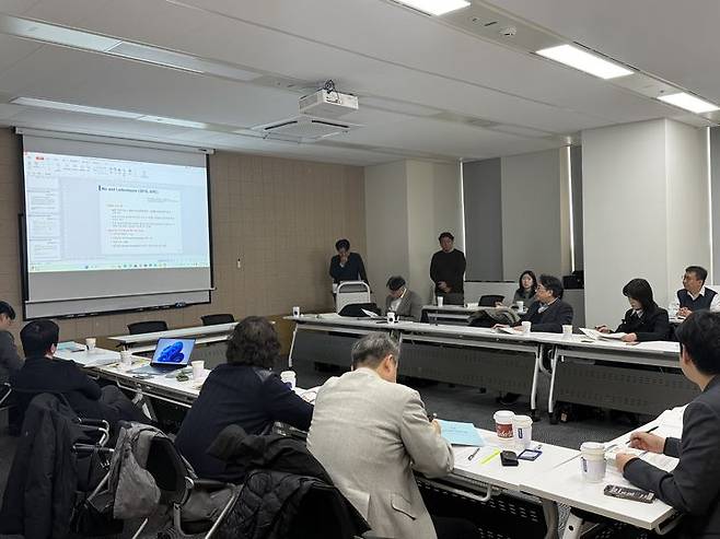 [세종=뉴시스] 농림식품기술기획평가원(농기평)은 지난 4일 서울 중구 상연재에서 한국기상산업기술원과 함께 이상기후 대응을 위한 '2025년 가뭄 연구개발(R&D) 성과 확산 세미나'를 개최했다고 9일 밝혔다. (사진=농기평 제공) 2025.12.09. photo@newsis.com *재판매 및 DB 금지