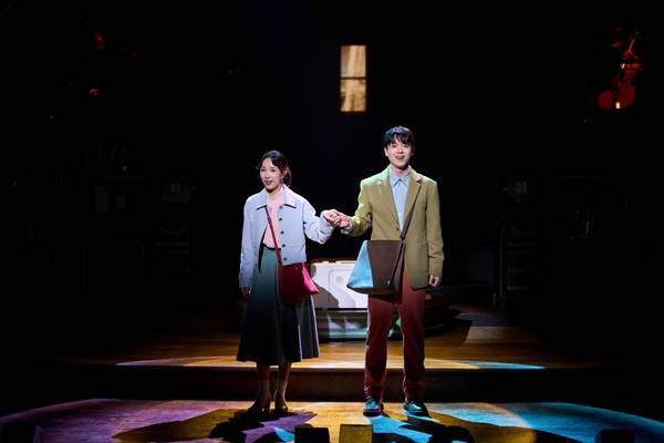 뮤지컬 ‘어쩌면 해피엔딩’의 공연 장면 /NHN 링크 제공