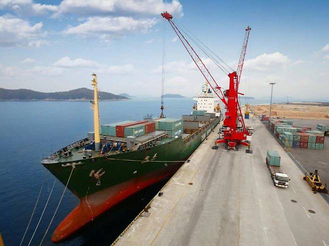 서산 대산항 부두 전경