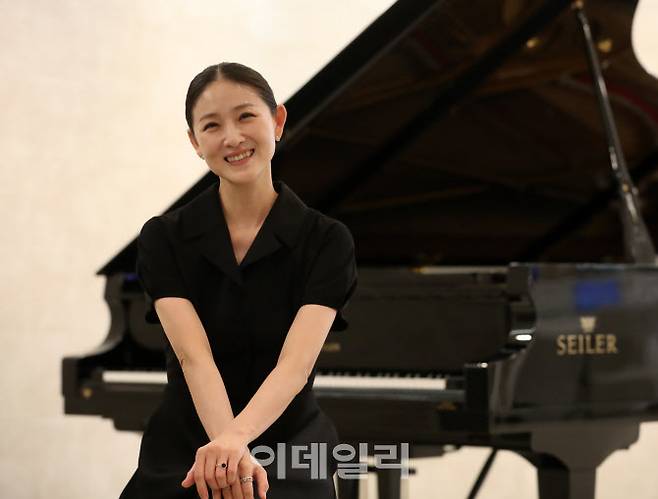 김주원 부산오페라발레단 예술감독의 어릴 때부터 꿈은 ‘변화하는 발레리나, 머물러 있지 않은 예술가’가 되는 것이었다. 현재도 그녀는 꿈을 향해 끊임 없이 노력하는 중이라고 밝혔다.(사진=김태형 기자)