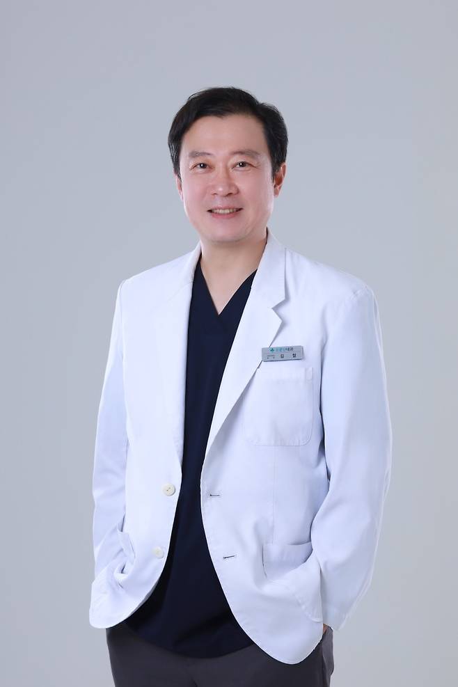 김철 원장｜출처: 소문난내과