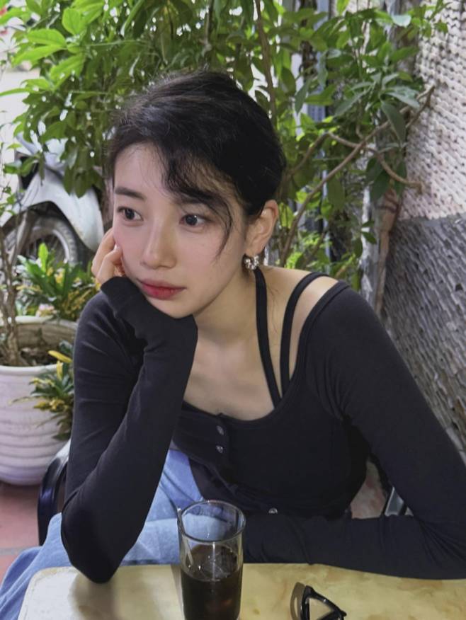 사진출처=수지 SNS