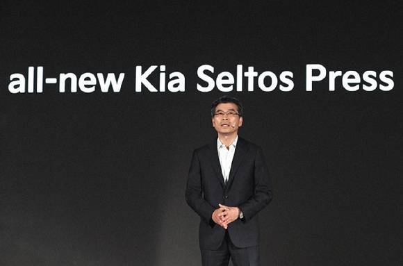 송호성 기아 사장이 '디 올 뉴 셀토스' 프레스 컨퍼런스에서 발표하고 있다. [사진=기아]