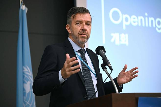 The UN Human Rights Office's Seoul representative James Heenan speaks during an event titled ″Public sessions with victims and witnesses on the human rights situation in North Korea in the past decade″ in Seoul on June 25. [AFP/YONHAP]