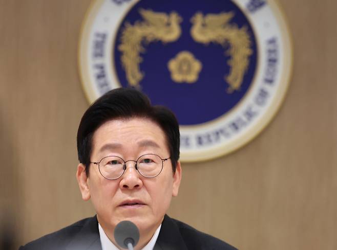 이재명 대통령이 10일 서울 용산구 대통령실 청사에서 태평양도서국 외교장관들을 접견한다. 사진은 지난 9일 이 대통령이 서울 용산구 대통령실 청사에서 열린 국무회의에서 발언하는 모습. /사진=뉴시스(대통령실통신사진기자단)