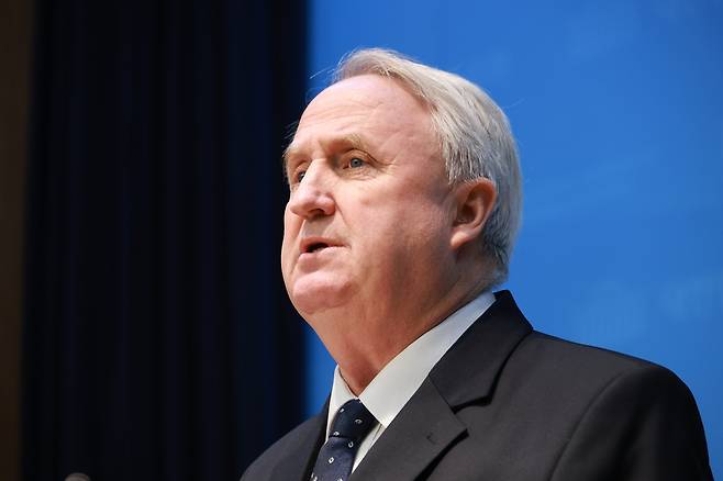 인요한 국민의힘 의원이 10일 국회에서 현안 관련 기자회견을 하고 있다. [연합]