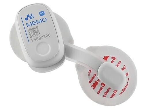 초경량 웨어러블 심전도 측정 기기 ‘메모 패치 M’(제공=휴이노)