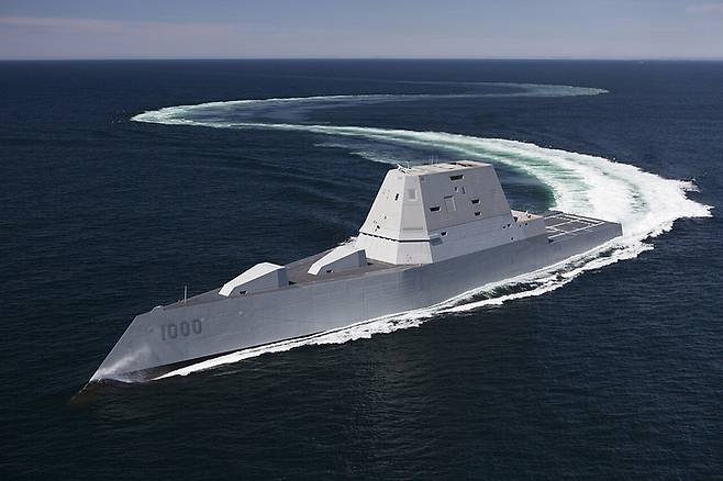 줌왈트급 구축함 / National Museum of the U.S. Navy