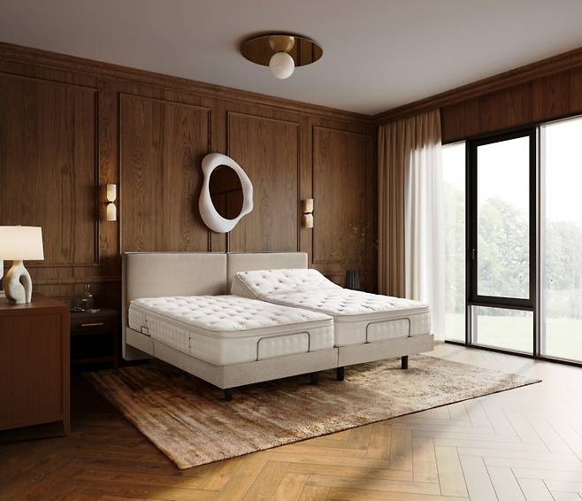 신세계까사의 프리미엄 수면 브랜드 마테라소가 선보인 첫 모션 베드 '르 무브'와 비건 폼 매트리스 '오아시스' 컬렉션. 신세계까사 제공