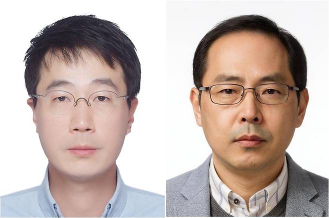 진형국 HD한국조선해양 책임연구원(왼쪽)·이성만 센서테크 상무이사 [과기정통부 제공. 재판매 및 DB 금지]