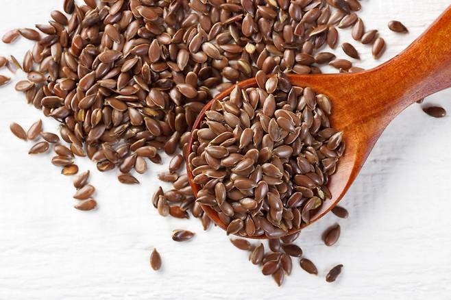 생선을 잘 먹지 않는 사람은 아마씨로 오메가-3 지방산을 보충할 수 있다.  사진= 게티이미지뱅크