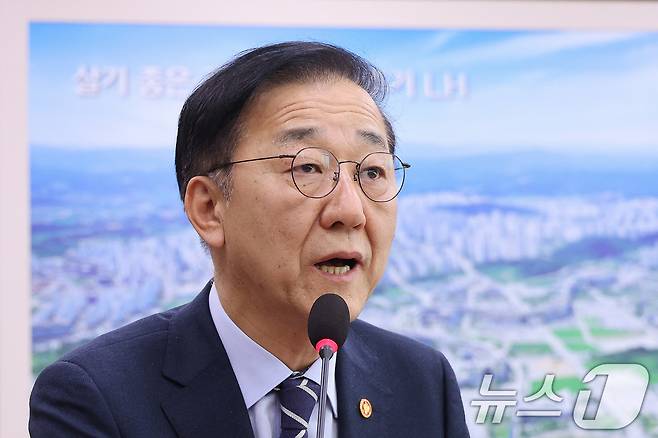 김윤덕 국토교통부 장관.(자료사진)/뉴스1 ⓒ News1 신웅수 기자