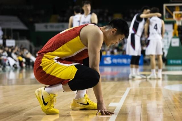 Hu Jinchu is a good enough player to be selected as one of the best 5 players in the Asia Cup, but he was unable to use his strength in the two-game series against Korea. Photo = Provided by FIBA