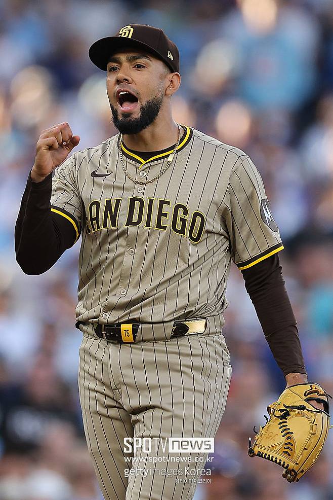 ▲ 로버트 수아레스는 2025년 시즌 40세이브로 이 부문 타이틀을 차지했다.