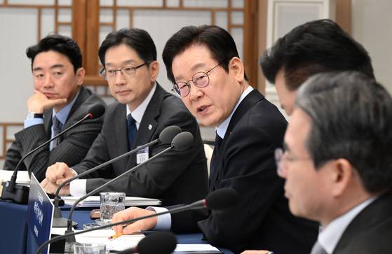 이재명 대통령이 지난 8일 서울 용산 대통령실에서 열린 지방시대위원회 보고회에서 발언을 하고 있다. 사진 대통령실사진기자단