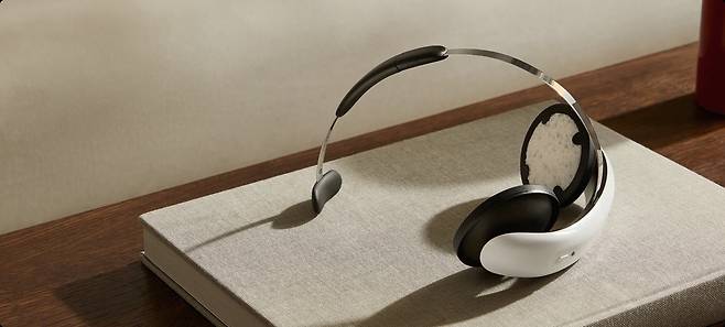 플로 뉴로사이언스의 우울증 치료 헤드셋 [플로 뉴로사이언스(Flow Neuroscience) 제공. 재판매 및 DB 금지]