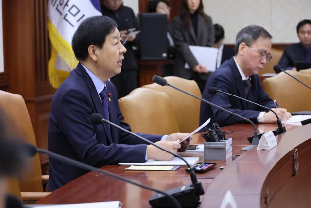 구윤철 부총리 겸 기획재정부 장관이 12일 서울 종로구 정부서울청사에서 열린 대외경제장관회의에서 발언하고 있다. 연합뉴스.