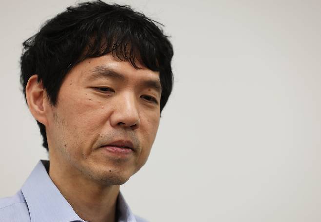 올해로 쉰, 지천명(知天命)이 된 이창호는 두 딸의 아빠다. 그는 "산에 들어가 피아노만 치고 싶다는 임윤찬이 나보다 훨씬 고수인 것 같다"며 웃었다. /장경식 기자