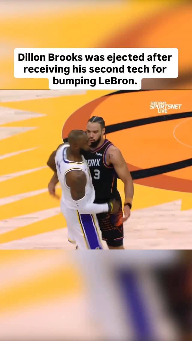 15일(한국시간) 피닉스 선즈와 LA의 2025~26 NBA 정규리그 4쿼터 중 역전 3점슛을 터뜨린 뒤 LA 제임스를 밀치는 피닉스 브룩스. 브룩스는 이 장면으로 인해 두 번째 테크니컬 파울을 받아 퇴장당했다. 사진=sportscenter SNS