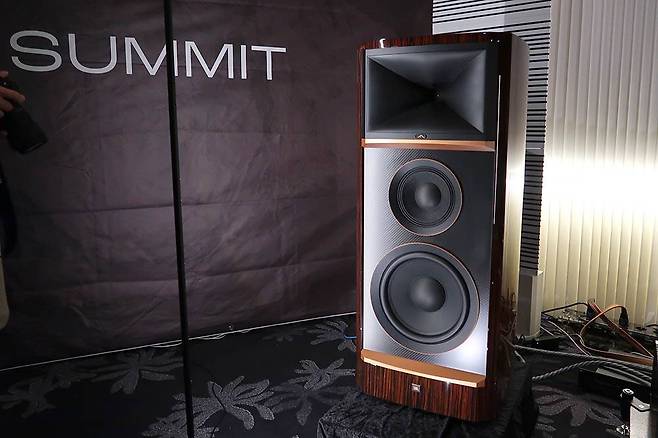 JBL 서밋 마칼루 / 출처=IT동아