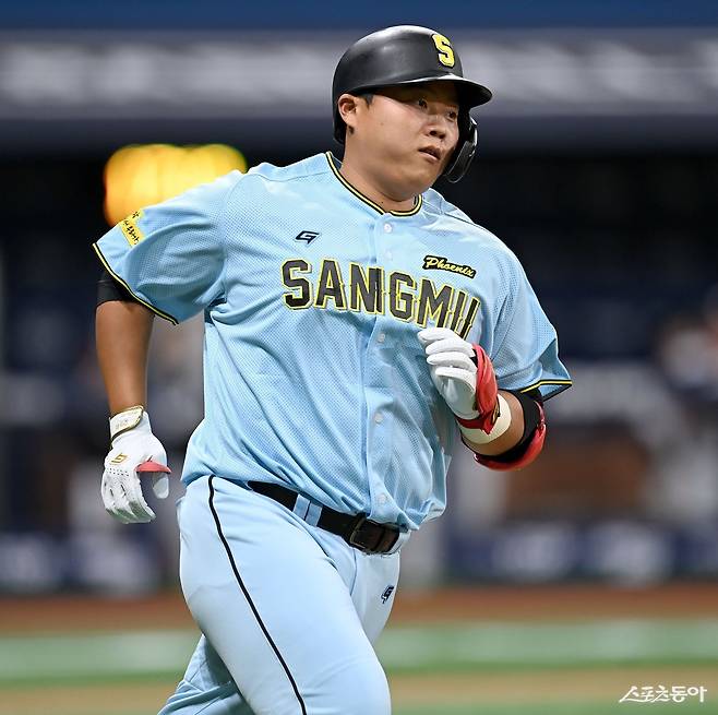 상무 시절 한동희. 스포츠동아 DB