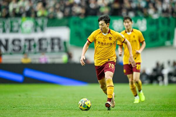 광주FC, 하승운과 2027년까지 연장 계약.(사진제공=광주FC)