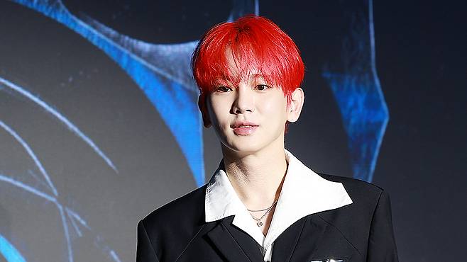SHINee's Key poses for a photo during a press conference at a hotel in Gwangjin District, eastern Seoul on Aug. 11. [NEWS1]