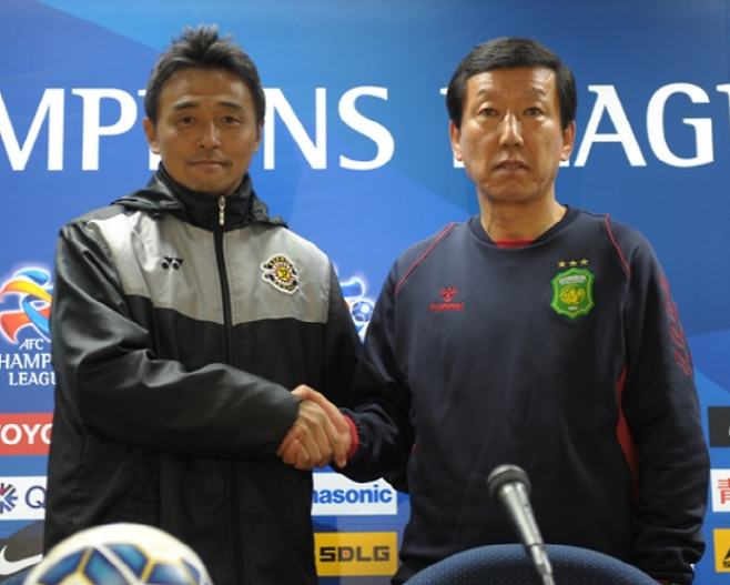 가시와 레이솔 감독으로 아시아축구연맹 챔피언스리그(ACL)에서 전북 현대와 맞대결을 벌였던 요시다 다츠마. 사진=한국프로축구연맹