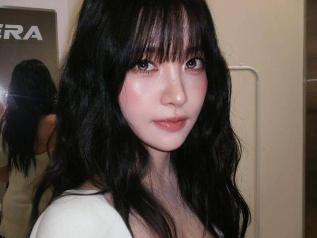 그룹 레드벨벳 멤버 예리가 던독 팬미팅 인증샷을 올렸다. / 예리 인스타그램