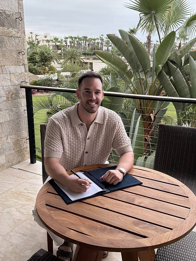 ▲ SSG는 버하겐과 함께 할 2026년 새 외국인 선수들을 찾아야 한다 ⓒSSG 랜더스