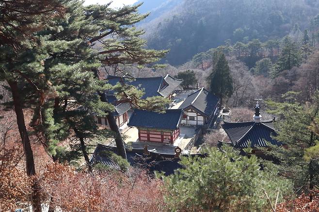 현등사 전경. 박찬희