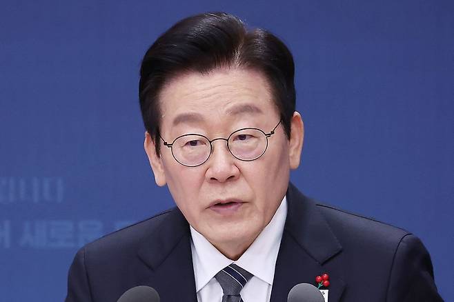이재명 대통령이 19일 정부서울청사 별관에서 열린 금융위원회·공정거래위원회 업무보고에서 발언하고 있다. 연합뉴스