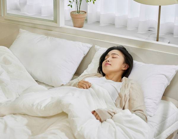 겨울철 적정 실내 온도는 18~22℃가 이상적이다. 이 범위로 유지되면 체온 조절이 가장 원활하게 이뤄져 심부체온이 자연스럽게 내려간다​​/사진=클립아트코리아