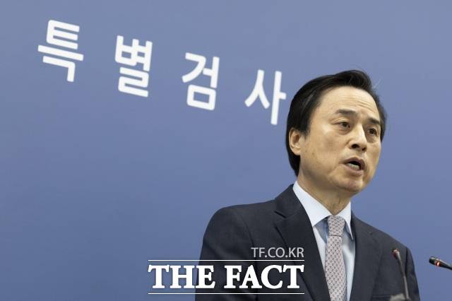 12·3 비상계엄 관련 내란·외환 의혹을 수사했던 내란 특검팀의 조은석 특별검사가 15일 오전 서울 서초구 고등검찰청에서 180일간의 수사 기간을 마치고 최종 수사 결과를 발표하고 있다. /이새롬 기자 (현장풀)