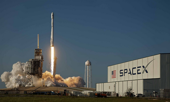 지난 2017년 3월 30일 스페이스X는 재사용 로켓 발사에 최초로 성공했다. /사진=UPI 연합뉴스