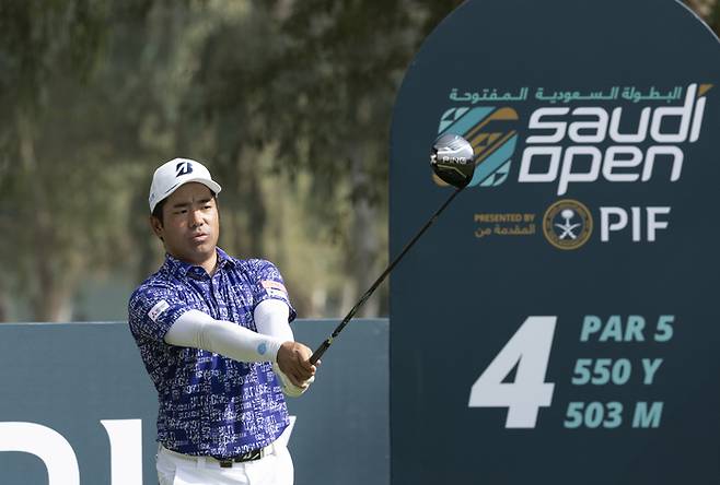 자신이 원하는 클럽을 사용해 올해 아시안투어 오더 오브 메리트 1위를 차지한 히가 카즈키. 아시안투어